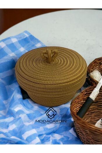 JÜTEX HOME 20X20 Wicker Jute Basket - Oval Organizer with Lid