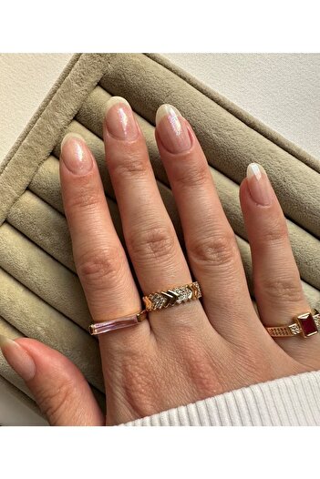ringbox Pembe Taşlı Ince Model Gold Yüzük