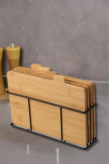 Atbyhome Set of 4 Cutting Board with Bamboo Stand - M7b11