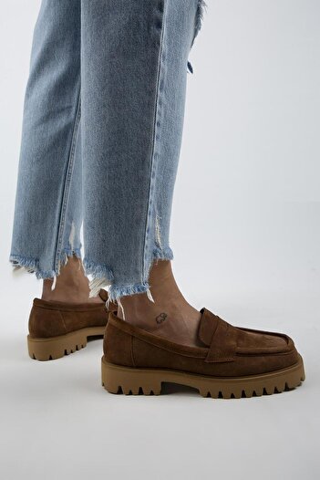 Manijero Cepmen Women's Genuine Leather Cornered Loafer Tan Suede Shoes
