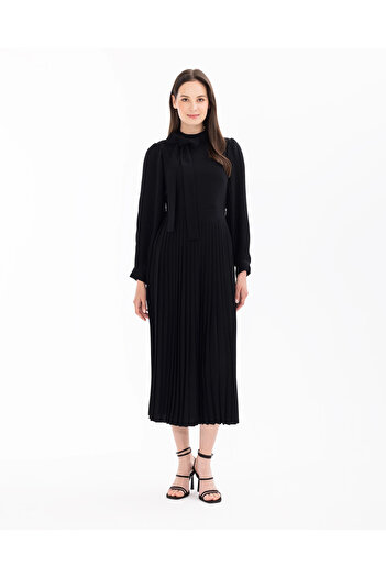 SEÇİL Black Pleated Women's Dress - with Tie Detail