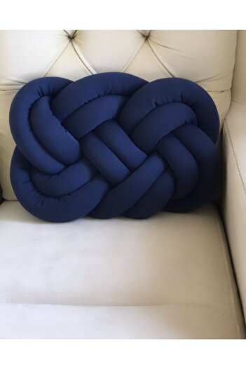 ÖrgüYastik Navy Blue Decorative Knitted Knot Pillow