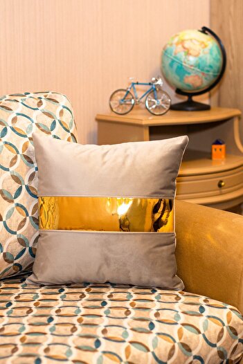 Rayda Home Декоративний чохол для подушки Luna 40*40 см з сірими та золотими шкіряними деталями