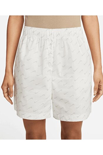 Nike Sportswear High-Waisted Woven Mod Kadın Şort