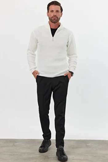 Livio Ferri Men's Half Zippered Stand Collar Thick Sweater Knitwear