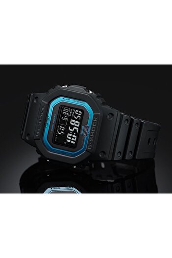 Casio Gw-b5600-2dr Wristwatch - Stylish and Convenient