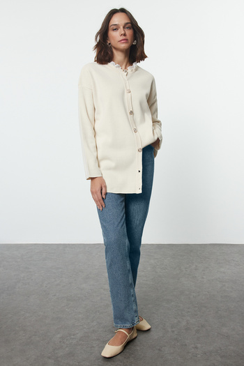 Trendyol Modest Vyšívací krajka s kamenným límcem z pleteniny Cardigan - TCTAW25TH00010