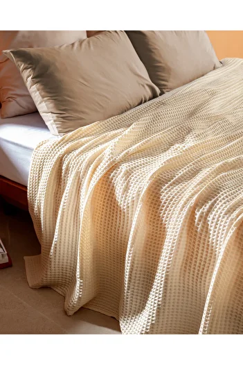 Madame Coco Avril Double Ecocell Luxury Pike