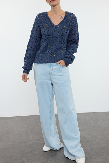 Edit by Trendyol Pulover din tricotaje indigo cu textura moale - TEDAW25KZ00012