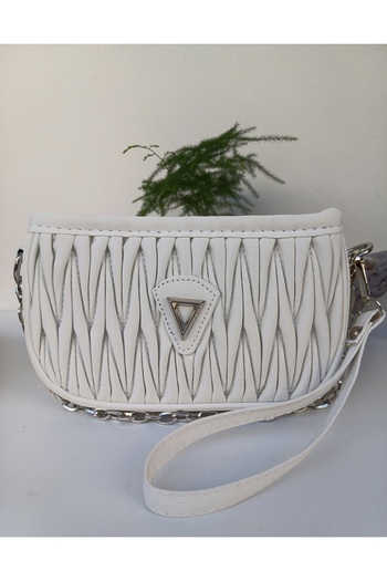MK butik Women's Chain and Leather Adjustable Strap Shoulder Bag