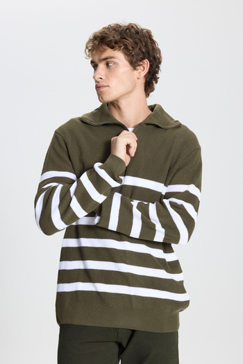ALTINYILDIZ CLASSICS Men's Khaki-ecru Standard Fit Normal Cut High Bato Collar Knitwear Sweater