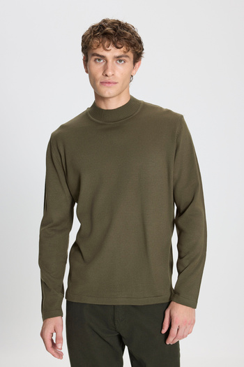 AC&Co / Altınyıldız Classics Khaki Men's Knitwear Sweater - Standard Fit, Half Turtleneck, Non-Pilling