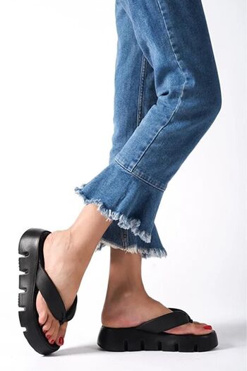 Preshley Women's Tokyo Black Thick Soled Flip Flops