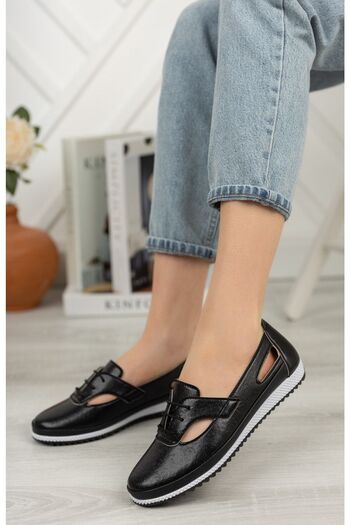 Preshley Women's Loren Black Casual Orthopedic Shoes