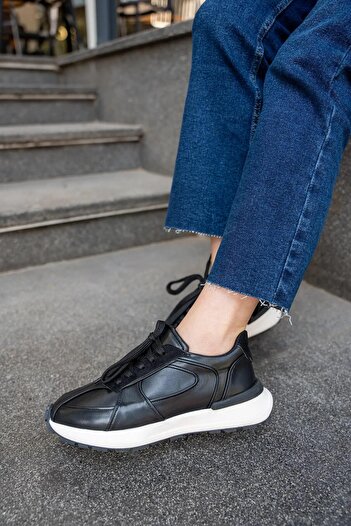 LAMİNTA Black Stitched Patterned Poce Women's Sports Shoes - Thick Sole