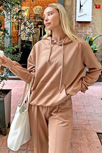 Swist Nerzfarbenes, geripptes Damen-Crop-Sweatshirt mit Kapuze und Kängurutasche