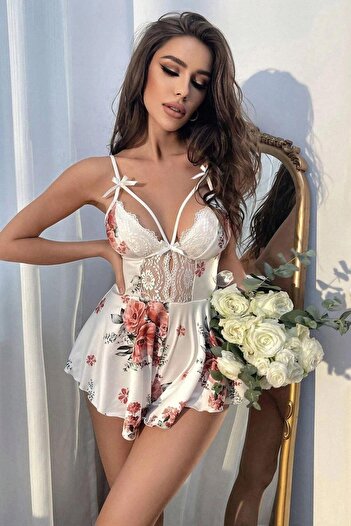 BELLA NOTTE Romantik  Beyaz Çiçek Desenli Tulum Gecelik