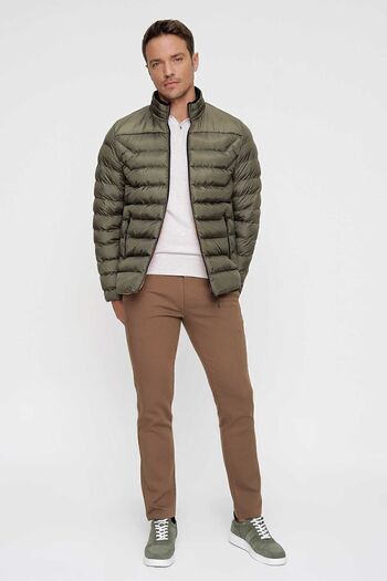 Morven Men's Khaki Extra Slim Ft Narrow Cut Zippered Quilted Puffer Coat