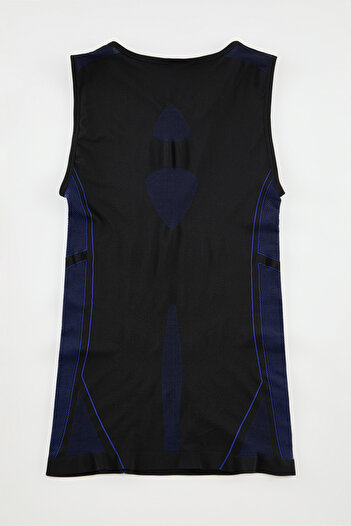 Trendyol Collection Navy Blue Slim Fit Muscle Look Athlete - TMNSS24AL00010