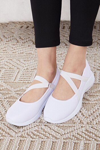 TOFİSA Women's White Elastic Mesh Sports Shoes - 24929