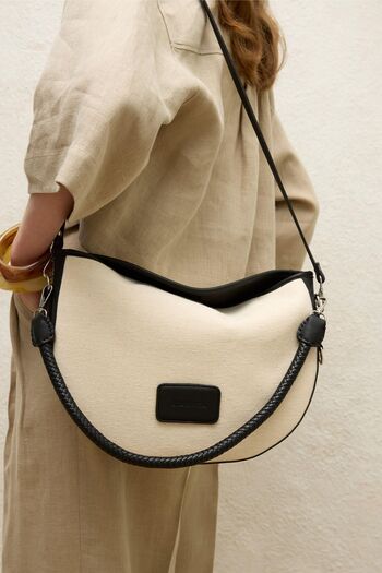Manuka Black Natural Canvas - Oval Large Bag
