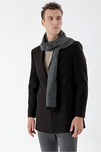 Morven Men's Black Plain Pattern Buttoned Pointed Collar Dynamic Fit Cuff Coat