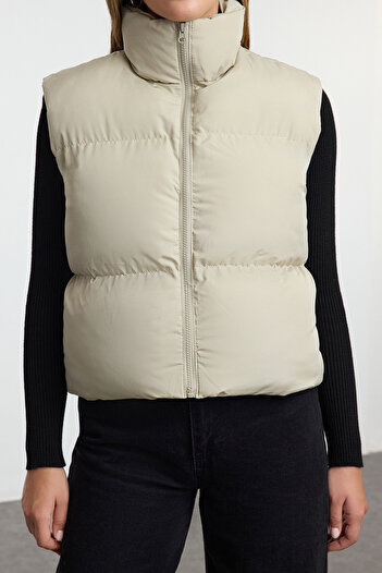 Trendyol Collection Water Repellent Light Khaki Puffer Vest - TWOAW23YE00059