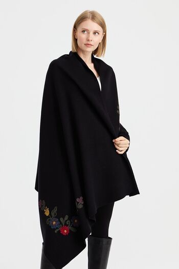 Desen Triko Women's Corners Embroidered Shawl Black