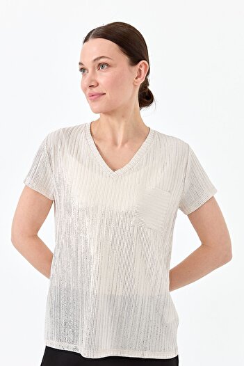Desen Triko Women's V-Neck Pocket Combed Cotton T-shirt Ecru