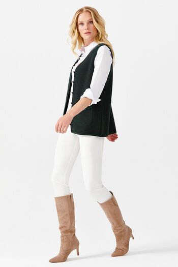 Desen Triko Women's V-Neck Shoulder Pocket Cover Felt Embroidered Buttoned Vest Green