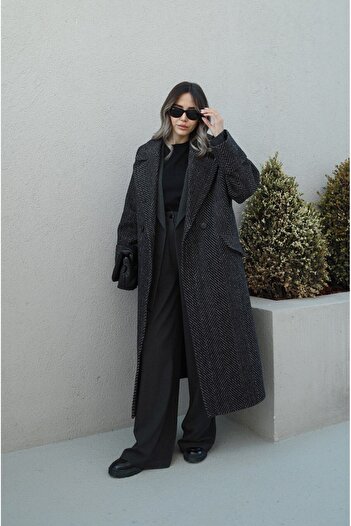 Havoş Black Herringbone Patterned Coat