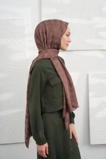 ARMANDA Brown Jacquard Shawl - Houndstooth Patterned