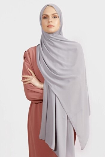 Differenza Gray Crepe Shawl