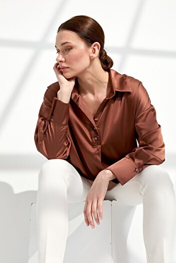 Desen Triko Women's Satin Placket Blouse Copper