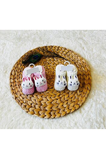 anne dokunuşu gibi KUZUM BEBE 2’li Pembe Beyaz Tavşan Figürlü Triko Kız Bebek Patiği