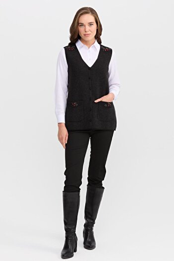 Desen Triko Women's V-Neck Shoulder Pocket Cover Felt Embroidered Button Vest 02422114 Black