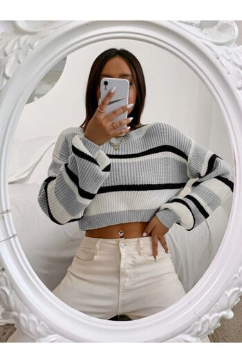 Dier Moda Pulover de damă crop din tricot Thessaloniki cu dungi groase