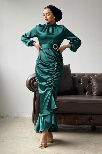 Şule Giyim Satin Evening Dress with Gathered Skirt and Belt Emerald