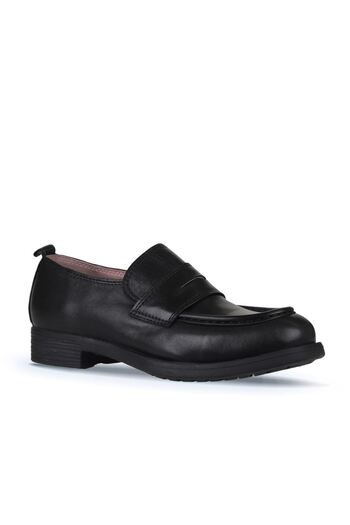 Bueno Shoes Черни дамски мокасини от кожа - модел 01wz7303