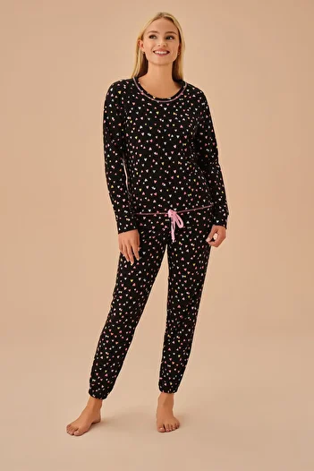 SUWEN Heart Patterned Pajama Set