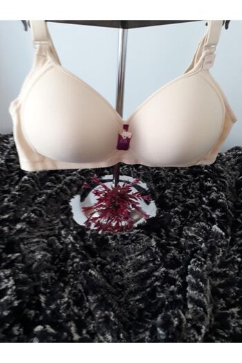 F.K Σουτιέν 715 Model C Cup Unpadded and Underwire Gatherer - Χρώμα δέρματος 95c