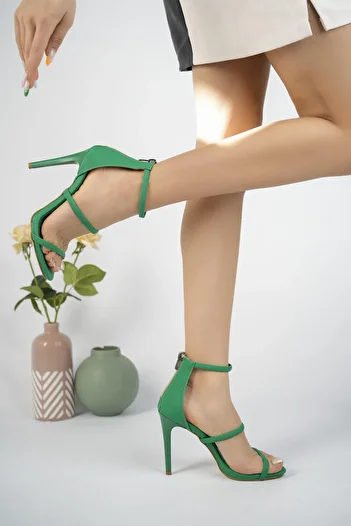 MUGGO Nikita Guaranteed Women's Back Zippered Satin Style Stylish and Comfortable Thin Heeled Shoes