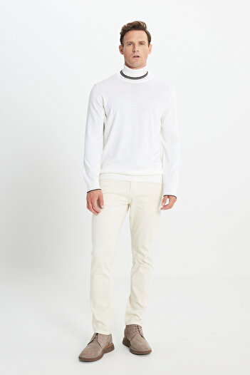 ALTINYILDIZ CLASSICS Men's Ecru Wool Standard Fit Regular Fit Full Turtleneck Knitwear Sweater