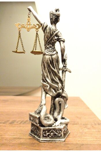 Antioch Art And Design Özel Tasarım Adalet Biblo Themis Biblo Heykel 23 Cm Ev Dekor Hediyelik Eşya Gümüş