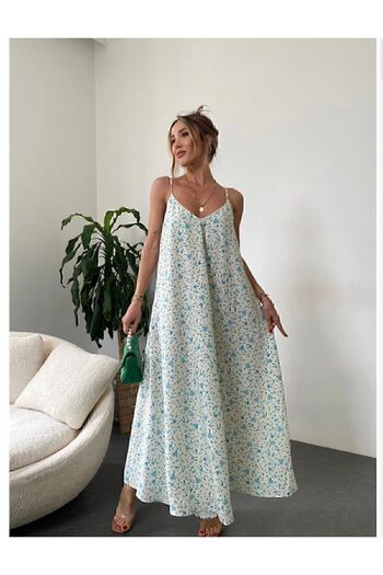 manana butik Φόρεμα Nora με λουλουδάτο σχέδιο V-λαιμόκοψη με κορδόνια