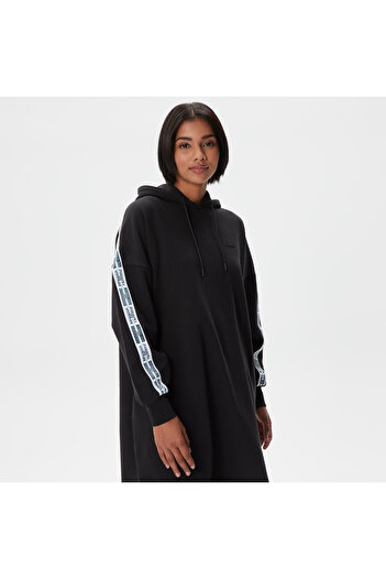 Lacoste Kadın Loose Fit Truvakar Kollu Kapüşonlu Baskılı Siyah Elbise