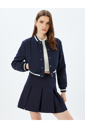 Koton College Bomber Jacket s kulatým výstřihem a kapsou