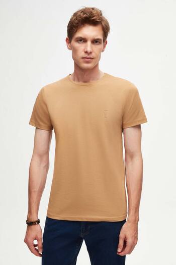 Twn Camel Slim FiT Logo PrinTed STreTch CoTTon T-shirt