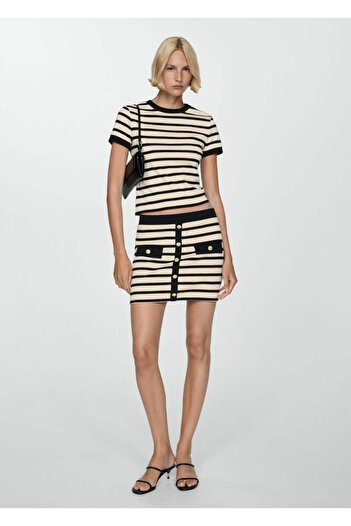 MANGO Woman Contrast Button T-Shirt
