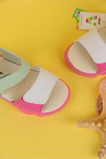 Vicco Size 22-25 Girl's Mint White Color Vicco Laura Lighted Sandals